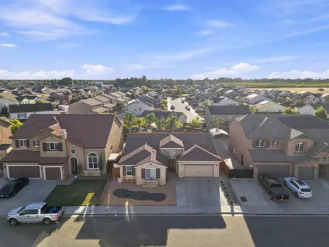View/Area - 674 Agua Dulce Ave, Clovis, CA 93619 photo 1 of 12