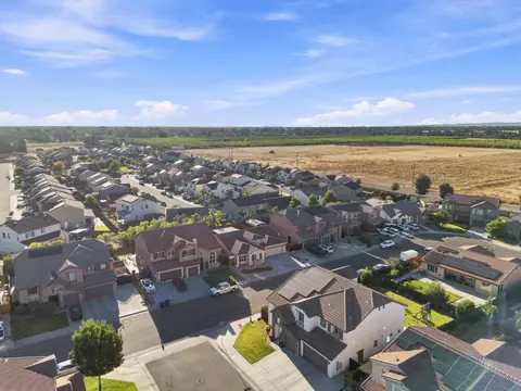 View/Area - 674 Agua Dulce Ave, Clovis, CA 93619 photo 5 of 12