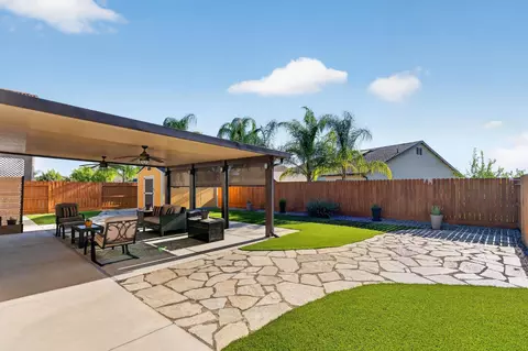 Exterior - 674 Agua Dulce Ave, Clovis, CA 93619 photo 8 of 8