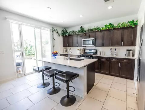 Kitchen - 819 Soledad Ave, Clovis, CA 93619 photo 1 of 2