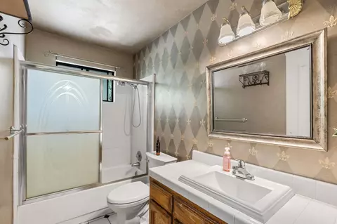 Bath - 35303 Bonadelle Ave, Madera, CA 93636 photo 2 of 3