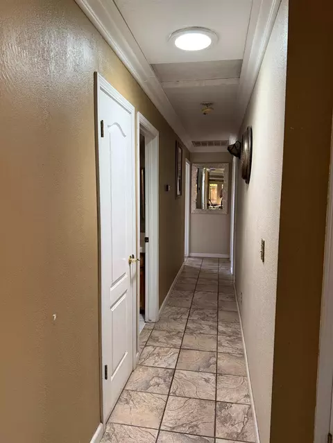 Entry Way - 35303 Bonadelle Ave, Madera, CA 93636 photo 2 of 2