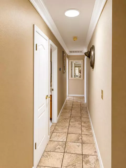 Entry Way - 35303 Bonadelle Ave, Madera, CA 93636 photo 1 of 2