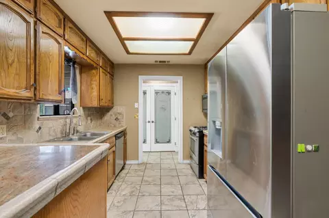 Other - 35303 Bonadelle Ave, Madera, CA 93636 photo 2 of 7