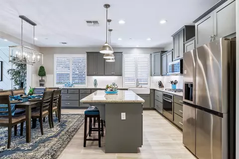 Kitchen - 1016 Lindsay Ln, Clovis, CA 93619 photo 1 of 3