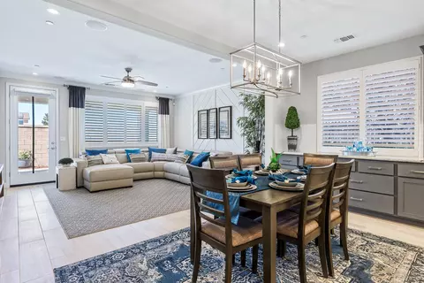 Dining - 1016 Lindsay Ln, Clovis, CA 93619 photo 1 of 2
