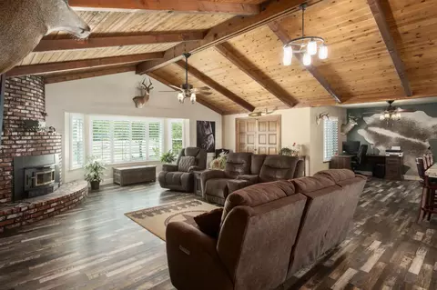 10890 N Armstrong Ave, Clovis, CA 93619 photo 6