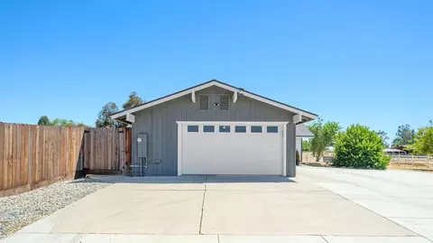 10890 N Armstrong Ave, Clovis, CA 93619 photo 3