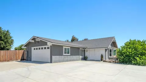 10890 N Armstrong Ave, Clovis, CA 93619 photo 2