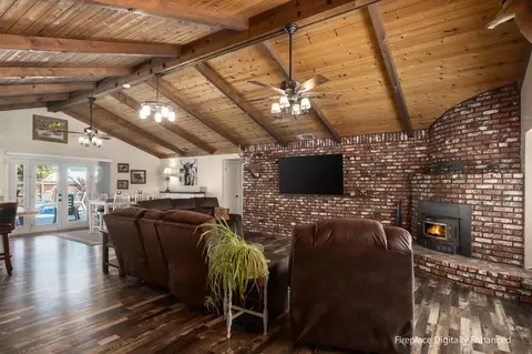 10890 N Armstrong Ave, Clovis, CA 93619 photo 8