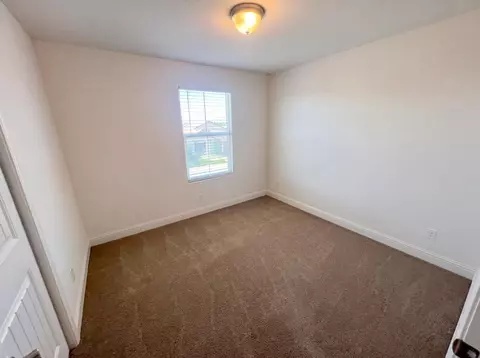 Bedroom - 3852 Morris Ave, Clovis, CA 93619 photo 4 of 4