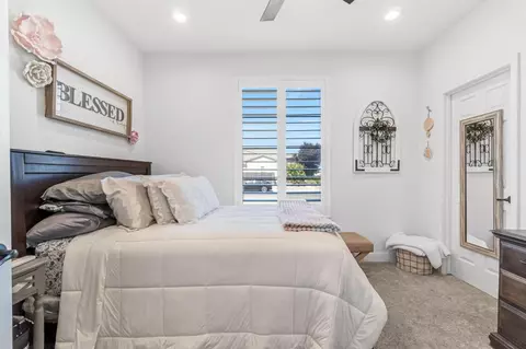 Bedroom - 358 N Gleason Ave, Fowler, CA 93625 photo 1 of 8