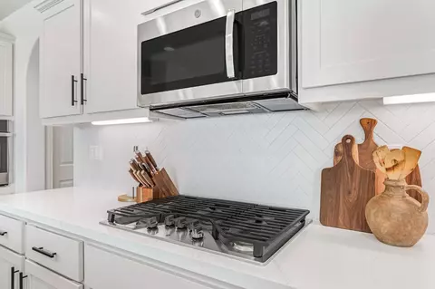 Kitchen - 358 N Gleason Ave, Fowler, CA 93625 photo 4 of 4