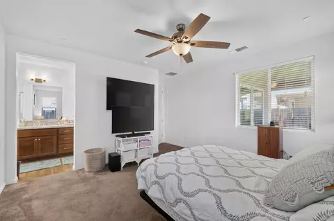 Bedroom - 6231 E Berkeley Ave, Fresno, CA 93727 photo 2 of 3