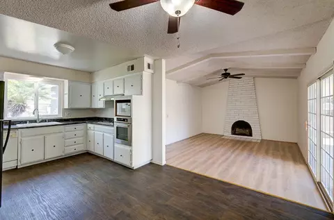 Living - 1645 Renn Ave, Clovis, CA 93611 photo 4 of 7