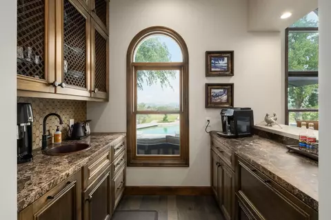 Kitchen - 17159 Coyote Pass Ln, Clovis, CA 93619 photo 1 of 9