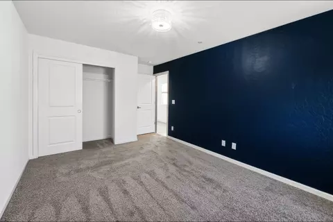 Bedroom - 2557 Commonwood Ln, Clovis, CA 93619 photo 6 of 6