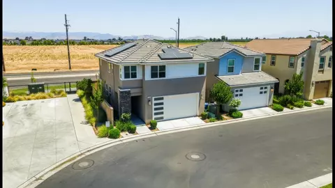 View/Area - 2557 Commonwood Ln, Clovis, CA 93619 photo 1 of 4