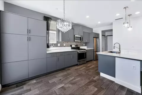 Kitchen - 2557 Commonwood Ln, Clovis, CA 93619 photo 2 of 2