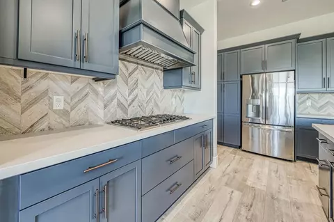 Kitchen - 4721 Overstone Ave, Madera, CA 93636 photo 3 of 4