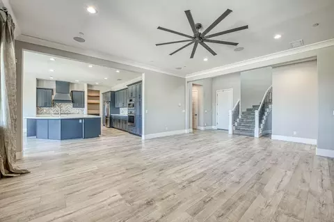 Living - 4721 Overstone Ave, Madera, CA 93636 photo 3 of 4