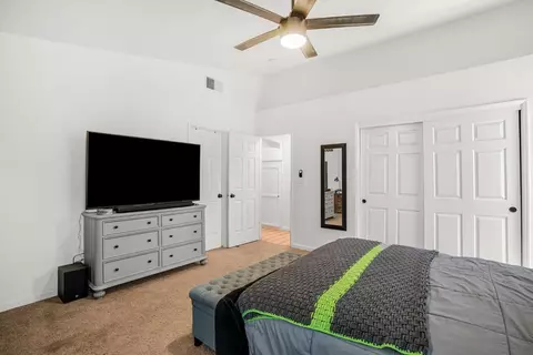 Bedroom - 2086 Mitchell Ave, Selma, CA 93662 photo 2 of 3