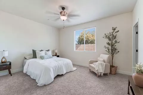 Bedroom - 6532 E Atchison St, Fresno, CA 93727 photo 5 of 7