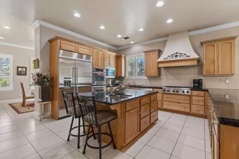 Kitchen - 11934 E Harvard Ave, Sanger, CA 93657 photo 3 of 4