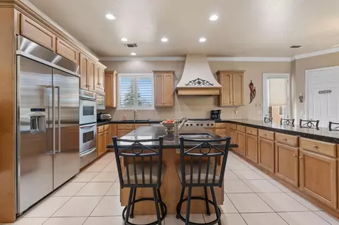 Kitchen - 11934 E Harvard Ave, Sanger, CA 93657 photo 2 of 4