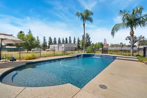 Exterior - 11934 E Harvard Ave, Sanger, CA 93657 photo 7 of 10