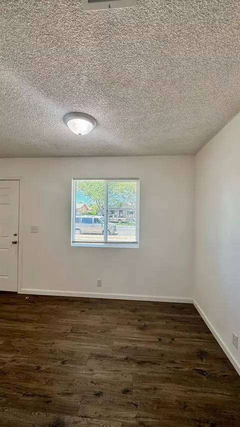 Living - 28558 Cholla Ave, Madera, CA 93638 photo 2 of 2