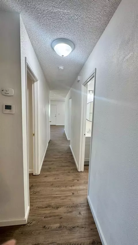 Entry Way - 28558 Cholla Ave, Madera, CA 93638 photo 1 of 1