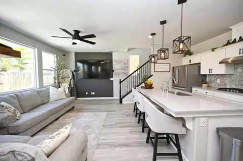 Kitchen - 887 Wishon Ave W, Madera, CA 93636 photo 1 of 7