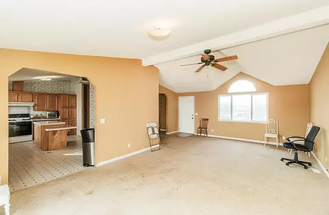 Living - 40696 Oakwood Rd, Madera, CA 93636 photo 5 of 6