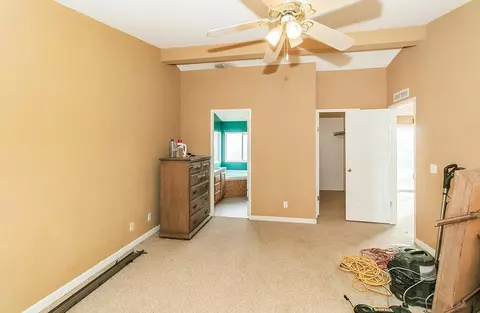 Bedroom - 40696 Oakwood Rd, Madera, CA 93636 photo 7 of 9