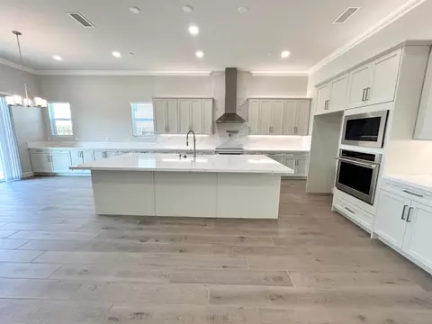 Kitchen - 1626 Windmill Ln, Clovis, CA 93619 photo 1 of 9