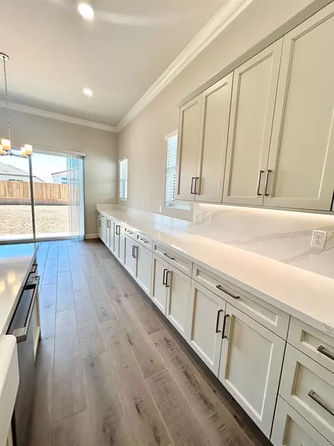 Kitchen - 1626 Windmill Ln, Clovis, CA 93619 photo 2 of 9