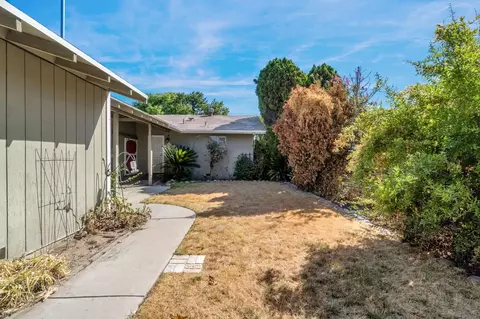 Exterior - 314 N 5th St, Fowler, CA 93625 photo 8 of 10