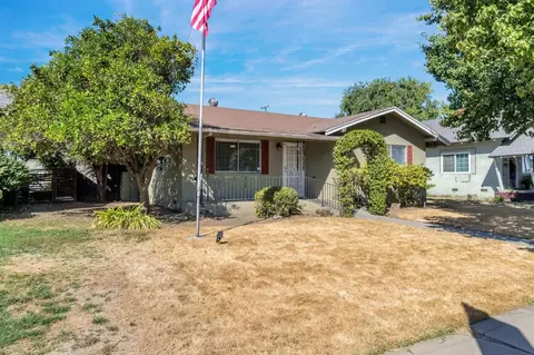 Exterior - 314 N 5th St, Fowler, CA 93625 photo 2 of 10