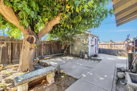 Exterior - 314 N 5th St, Fowler, CA 93625 photo 9 of 10