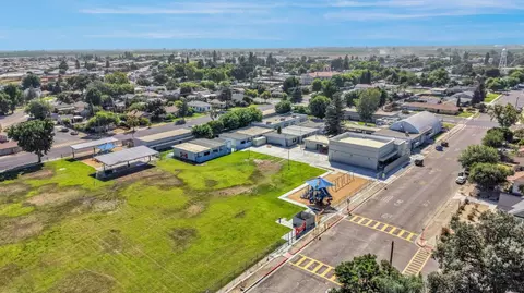 View/Area - 314 N 5th St, Fowler, CA 93625 photo 4 of 5