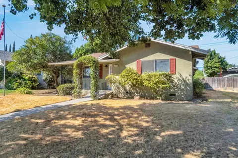 Exterior - 314 N 5th St, Fowler, CA 93625 photo 3 of 10