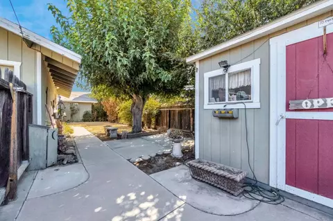 Exterior - 314 N 5th St, Fowler, CA 93625 photo 10 of 10