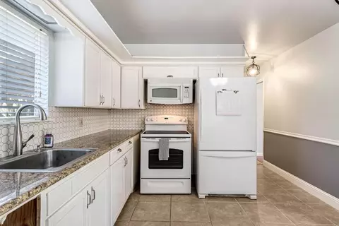 Kitchen - 314 N 5th St, Fowler, CA 93625 photo 3 of 4