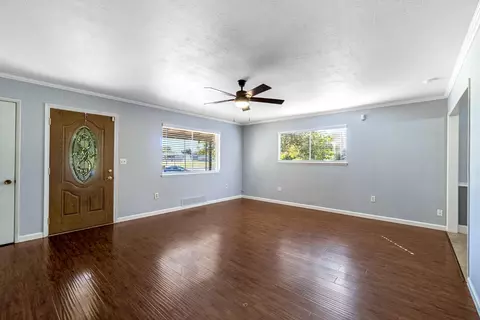 Living - 314 N 5th St, Fowler, CA 93625 photo 2 of 4