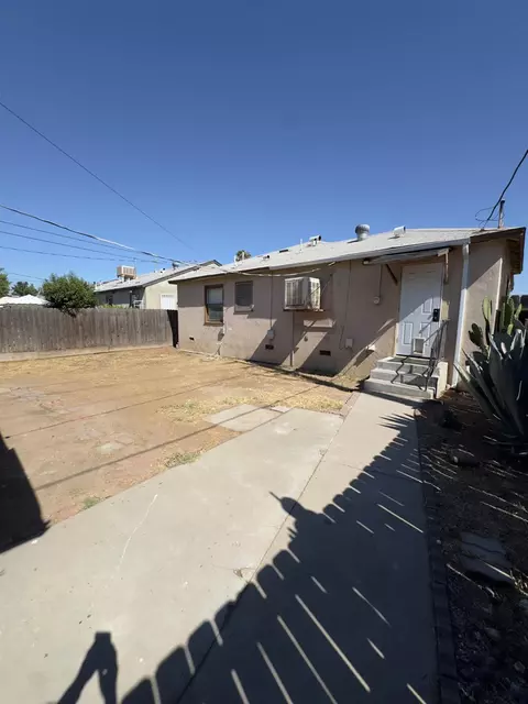 Exterior - 1242 E Shields Ave, Fresno, CA 93704 photo 5 of 13