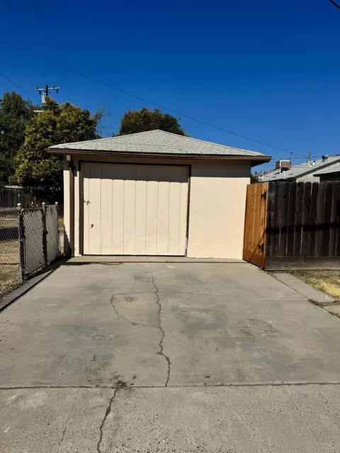 Other - 1242 E Shields Ave, Fresno, CA 93704 photo 2 of 6