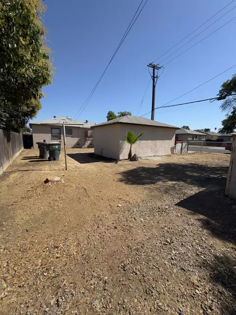 Exterior - 1242 E Shields Ave, Fresno, CA 93704 photo 10 of 13