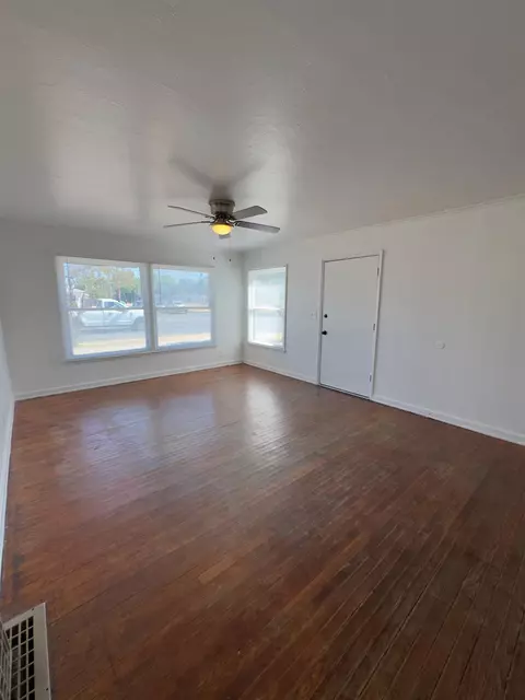 Living - 1242 E Shields Ave, Fresno, CA 93704 photo 2 of 6