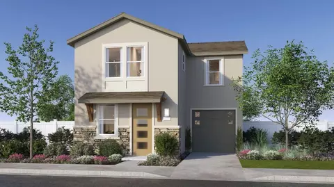 6707 E Clingstone Dr, Fresno, CA 93727